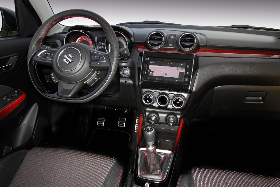 Торпедо Suzuki Swift Sport 2017 года  (WW) (фото 30 из 48)
